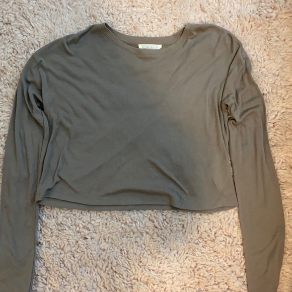 Tan cropped long sleeve top - Picture 1 of 1